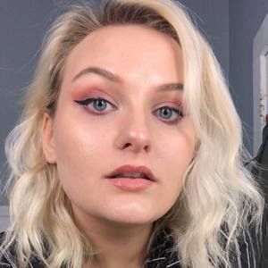 Meet your Posher, Sage